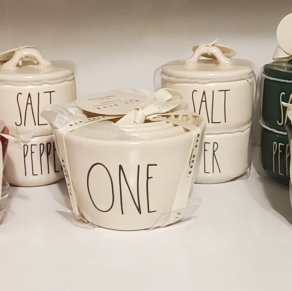 Rea Dunn measuring cups